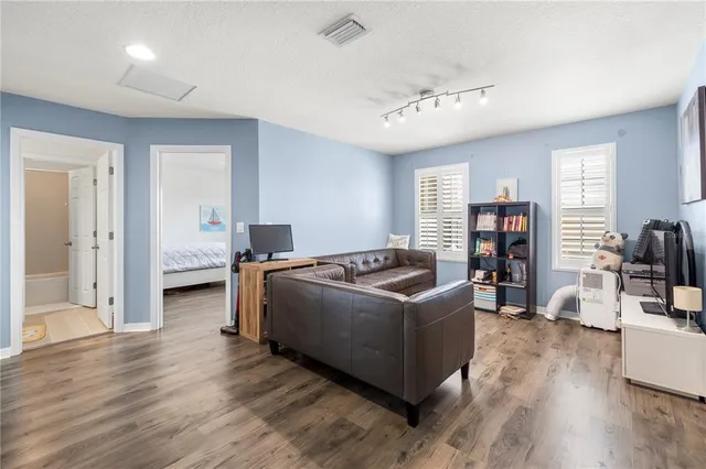 $579,900 | 1565 Feather Grass Loop, Lutz, FL 33558