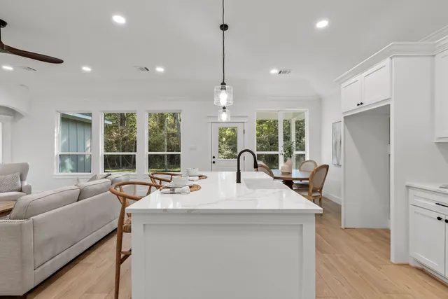 $279,900 | 241 Clear Springs, Trinity, TX 75862