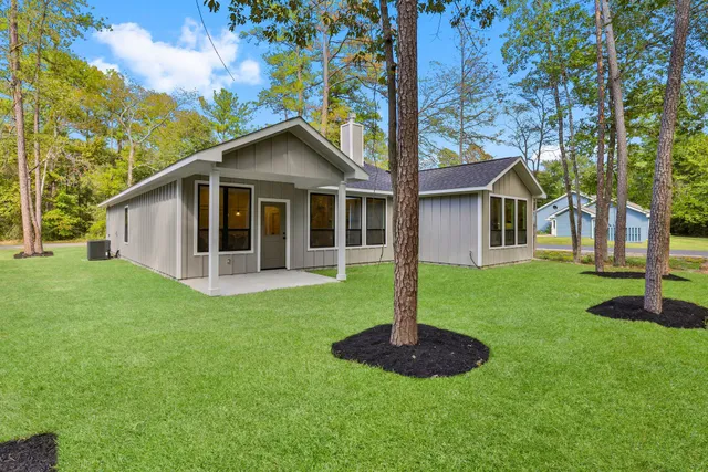 $279,900 | 241 Clear Springs, Trinity, TX 75862