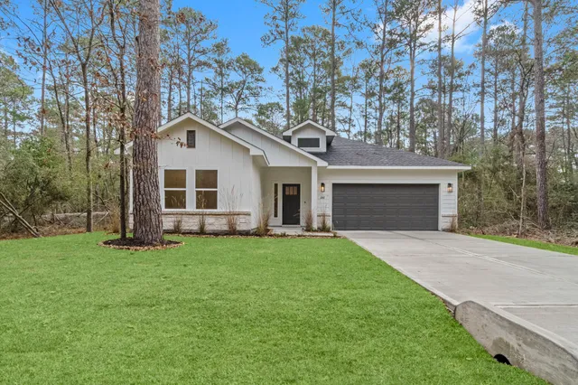 $272,900 | 241 Clear Springs, Trinity, TX 75862