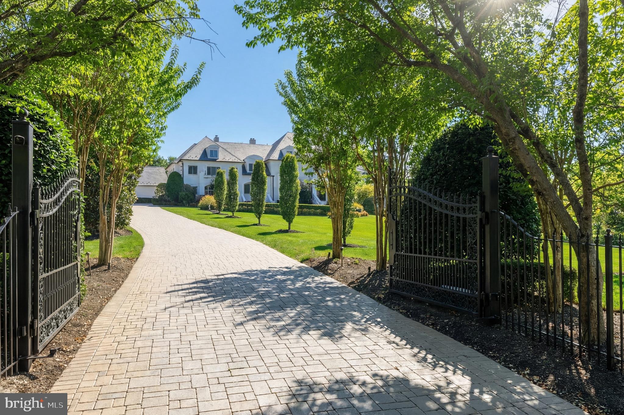 1521 Hunter Mill Road Vienna, VA 22182 - Photo 2 of 12 a view of a park with large trees