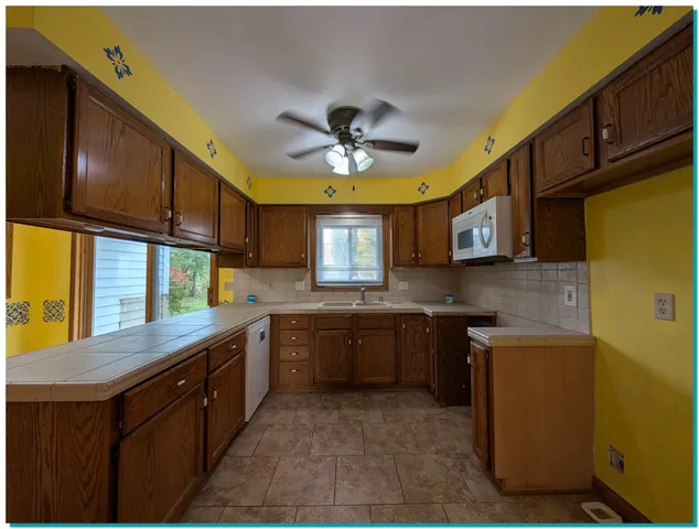 $399,900 | 1014 Cottonwood Court, West Bend, WI 53095