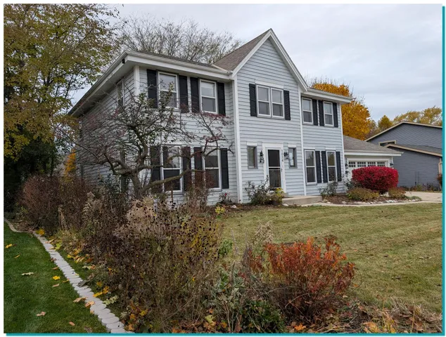 $399,900 | 1014 Cottonwood Court, West Bend, WI 53095