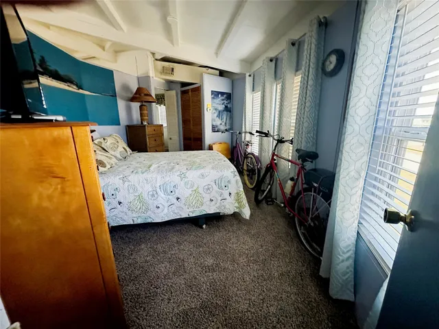 $350,000 | 702 Seashell Drive, Surfside Beach, TX 77541