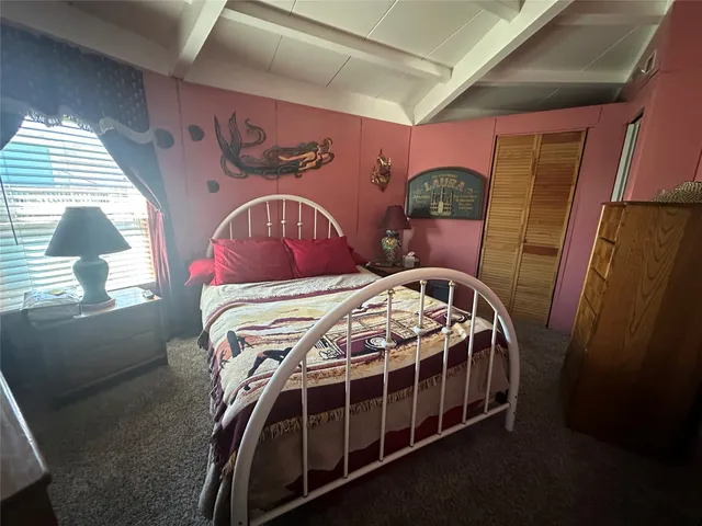 $350,000 | 702 Seashell Drive, Surfside Beach, TX 77541