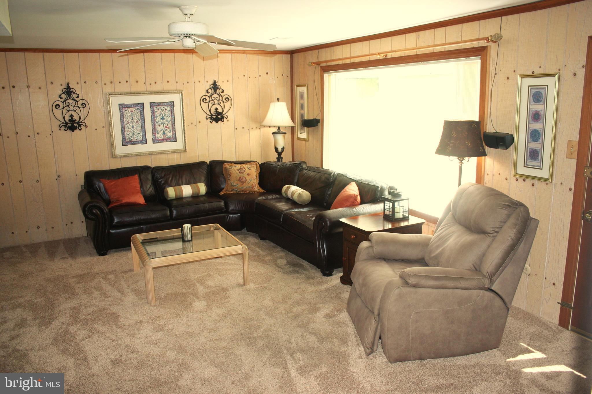 8806 Rising Sun Avenue Philadelphia, PA 19115 - Photo 13 of 61 Family Room