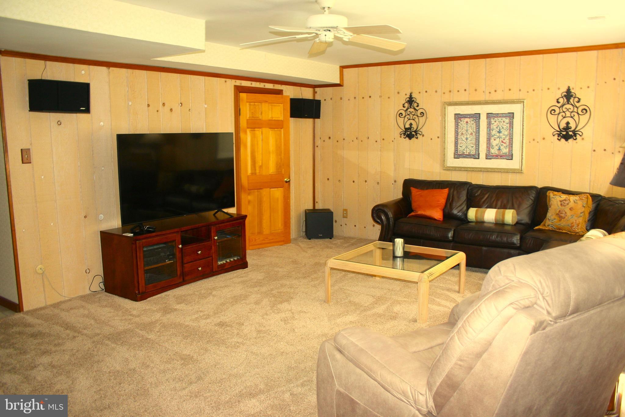 8806 Rising Sun Avenue Philadelphia, PA 19115 - Photo 14 of 61 Family Room