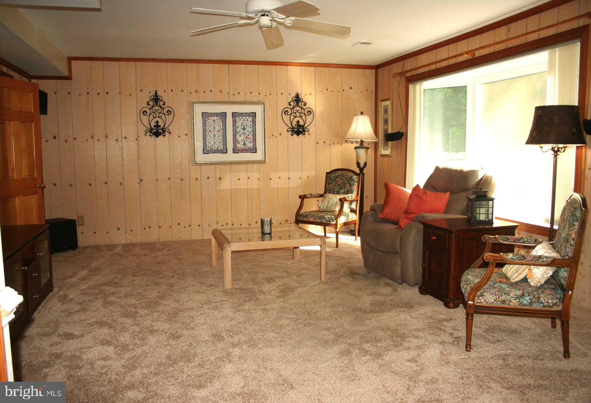 8806 Rising Sun Avenue Philadelphia, PA 19115 - Photo 16 of 61 Family Room