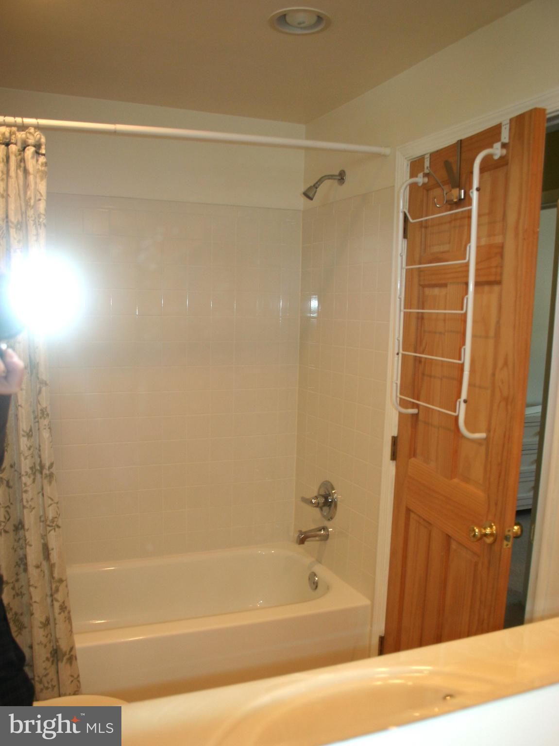 8806 Rising Sun Avenue Philadelphia, PA 19115 - Photo 38 of 61 Hall Bath