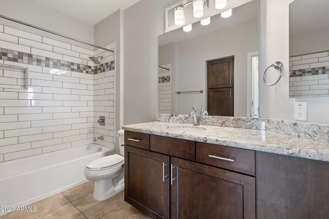 $2,395 | 2511 West Queen Creek Road, Unit 238, Chandler, AZ 85248