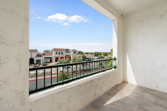 $2,395 | 2511 West Queen Creek Road, Unit 238, Chandler, AZ 85248