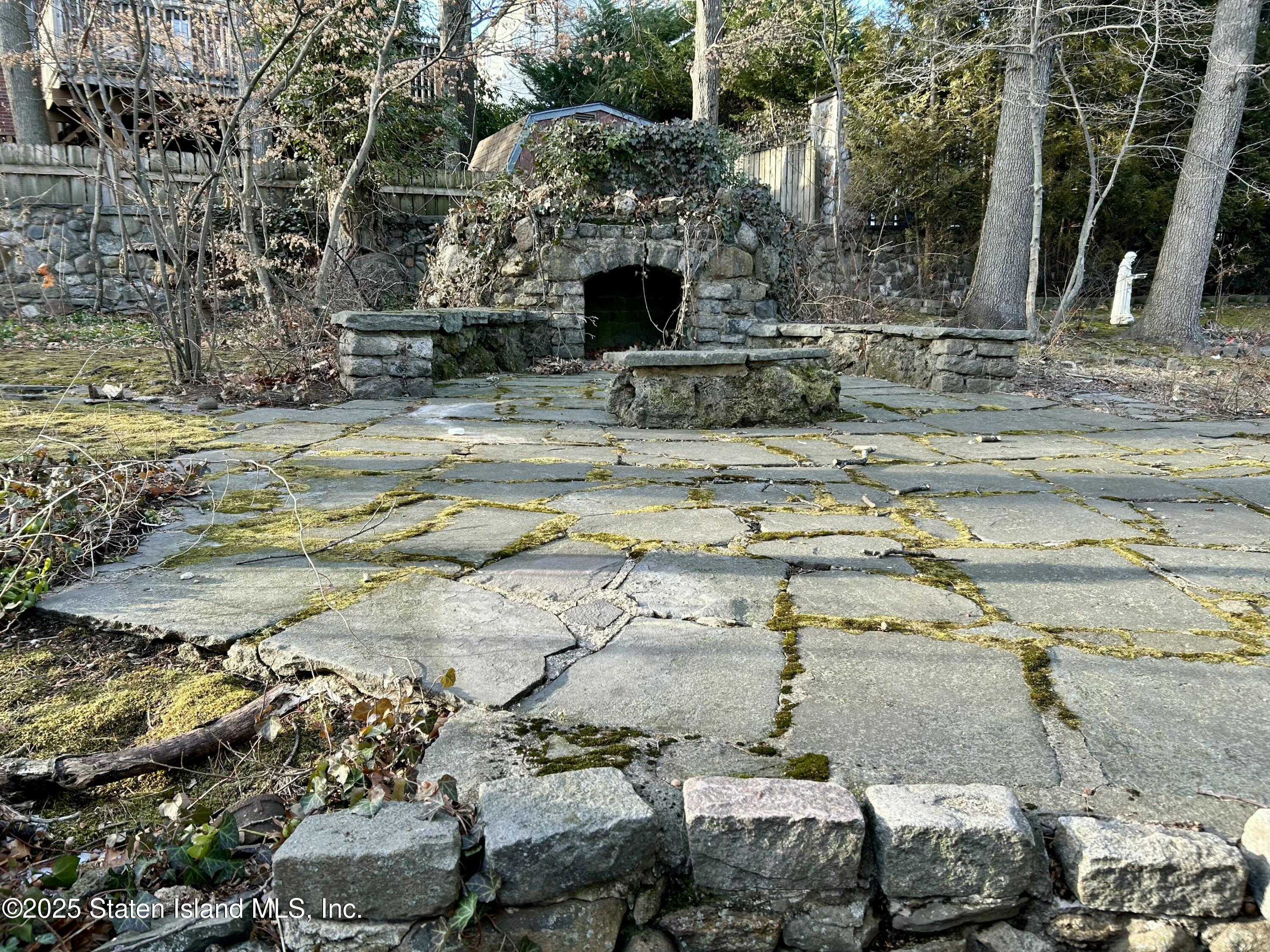 16 Holsman Road Staten Island, NY 10301 - Photo 5 of 5 tempImageJ55DGB