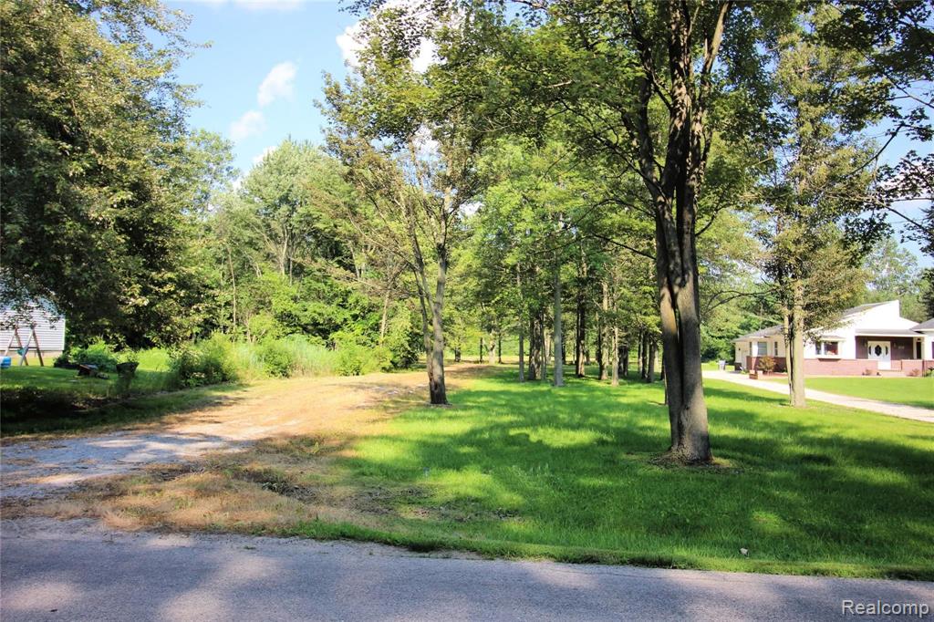 Vacant Maxwell Road Carleton, MI 48117 - Photo 1 of 12 Gallery Image 1