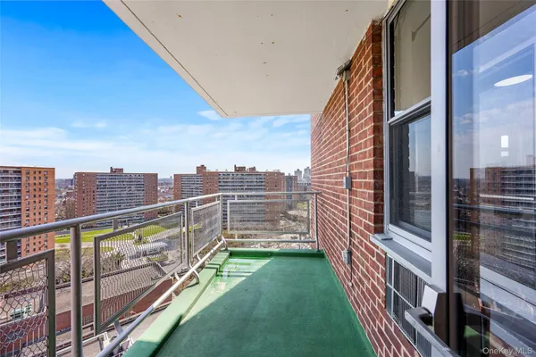 $455,000 | 61-25 97th Street, Unit 15J | Rego Park
