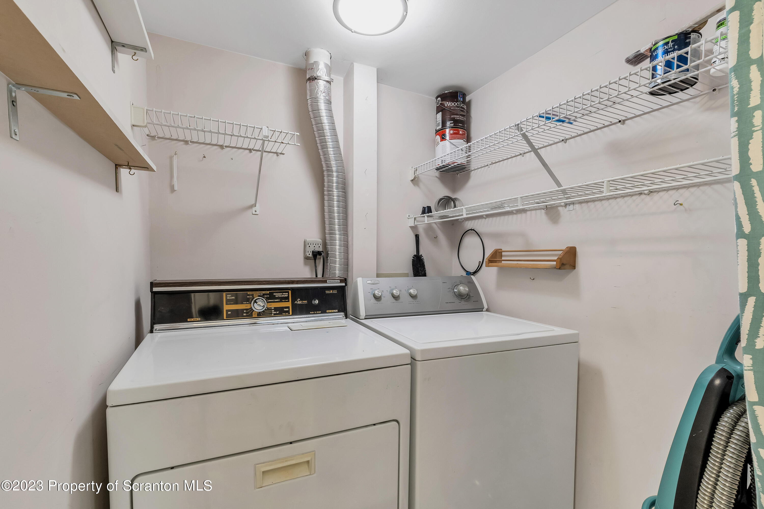 1203 Summit Pointe Scranton, PA 18508 - Photo 18 of 32 a utility room with dryer and washer