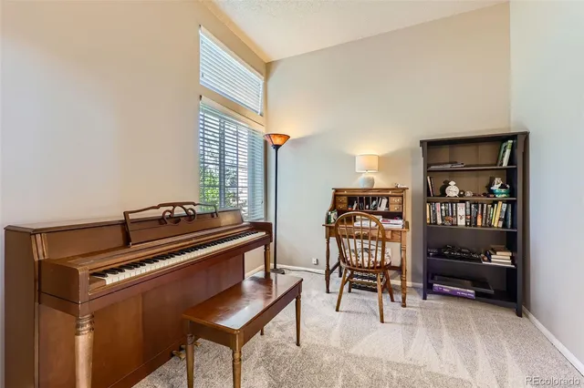 $490,000 | 330 North Wagonwheel Trail, Castle Rock, CO 80104