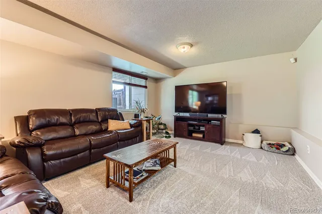 $490,000 | 330 North Wagonwheel Trail, Castle Rock, CO 80104