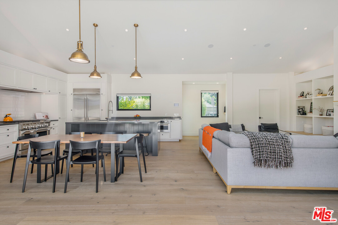 1506 Louella Avenue Venice, CA 90291 - Photo 10 of 35