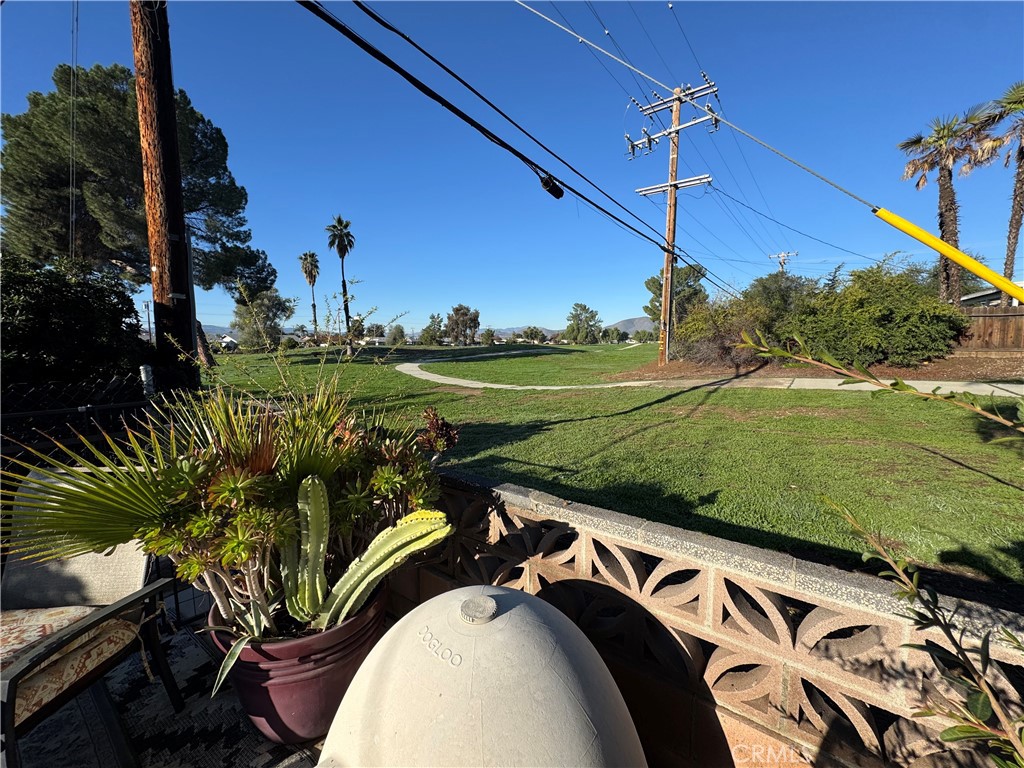 29217 Desert Hills Road Menifee, CA 92586 - Photo 6 of 13