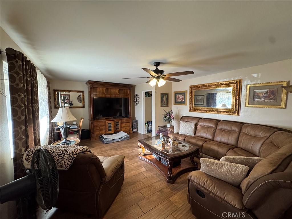 29217 Desert Hills Road Menifee, CA 92586 - Photo 7 of 13