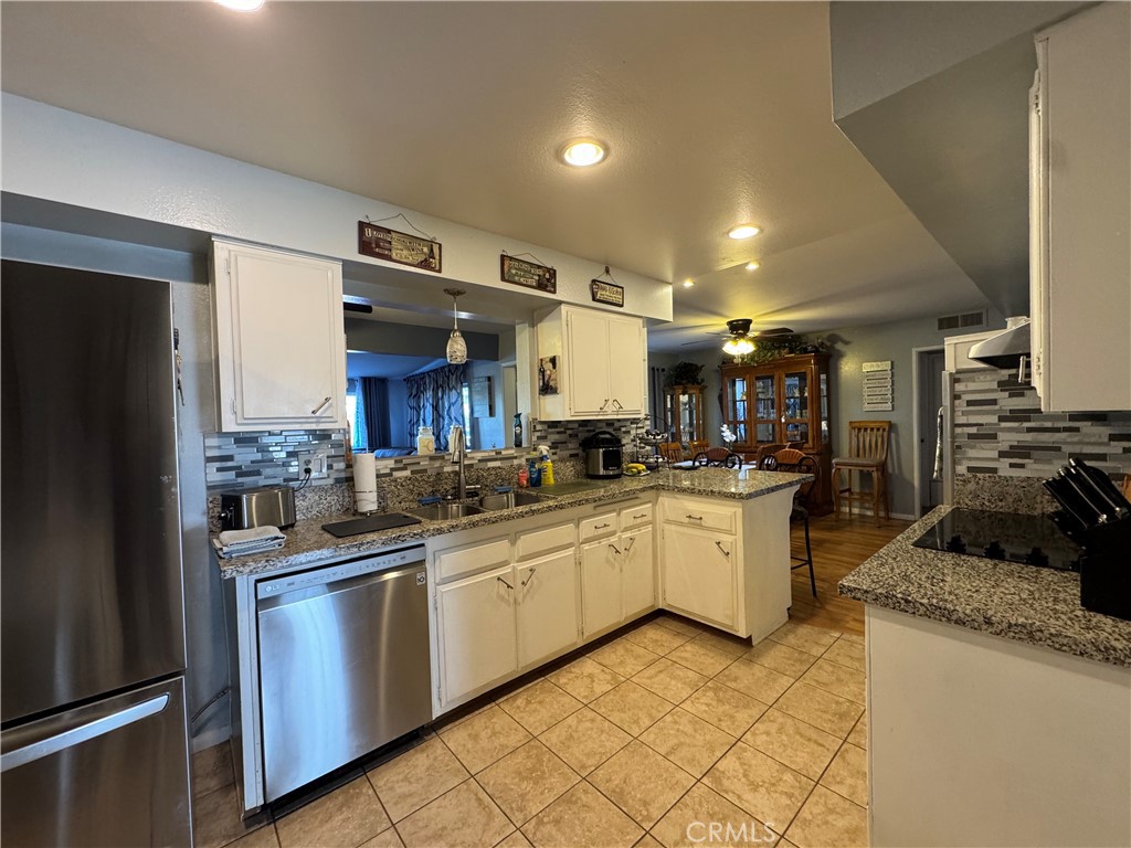 29217 Desert Hills Road Menifee, CA 92586 - Photo 9 of 13