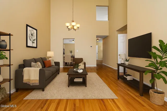 $404,000 | 145 Killarney Drive, Niskayuna, NY 12309