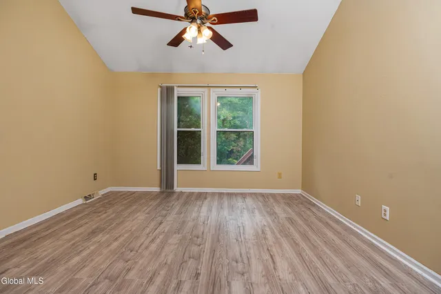 $404,000 | 145 Killarney Drive, Niskayuna, NY 12309