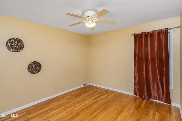 $404,000 | 145 Killarney Drive, Niskayuna, NY 12309