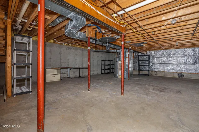 $404,000 | 145 Killarney Drive, Niskayuna, NY 12309