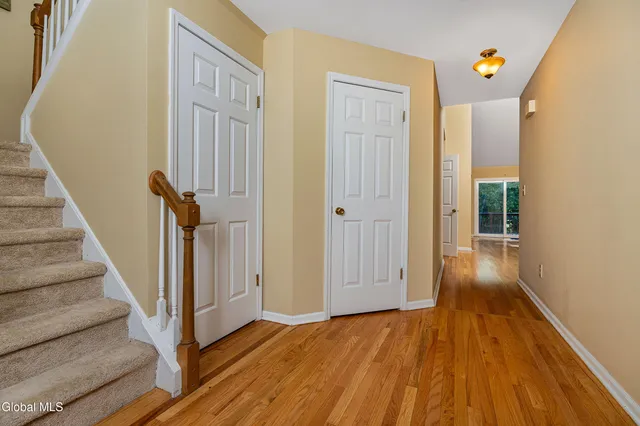 $404,000 | 145 Killarney Drive, Niskayuna, NY 12309