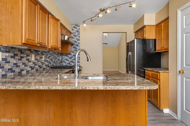 $404,000 | 145 Killarney Drive, Niskayuna, NY 12309