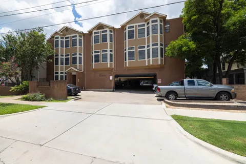 $349,000 | 2802 Nueces Street, Unit 201, Austin, TX 78705