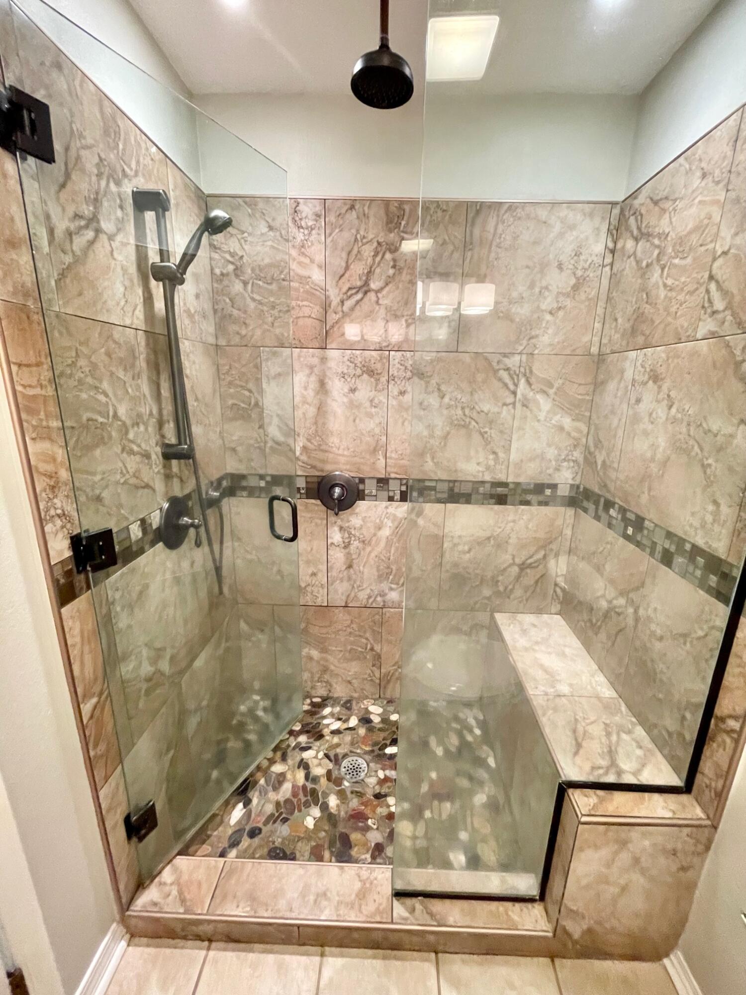250 Highpoint Drive Diamondhead, MS 39525 - Photo 17 of 24 250 14
