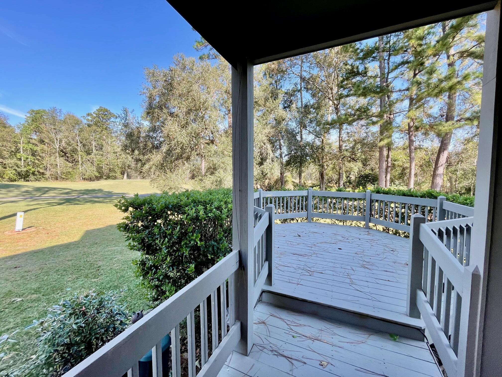 250 Highpoint Drive Diamondhead, MS 39525 - Photo 5 of 24 250 26