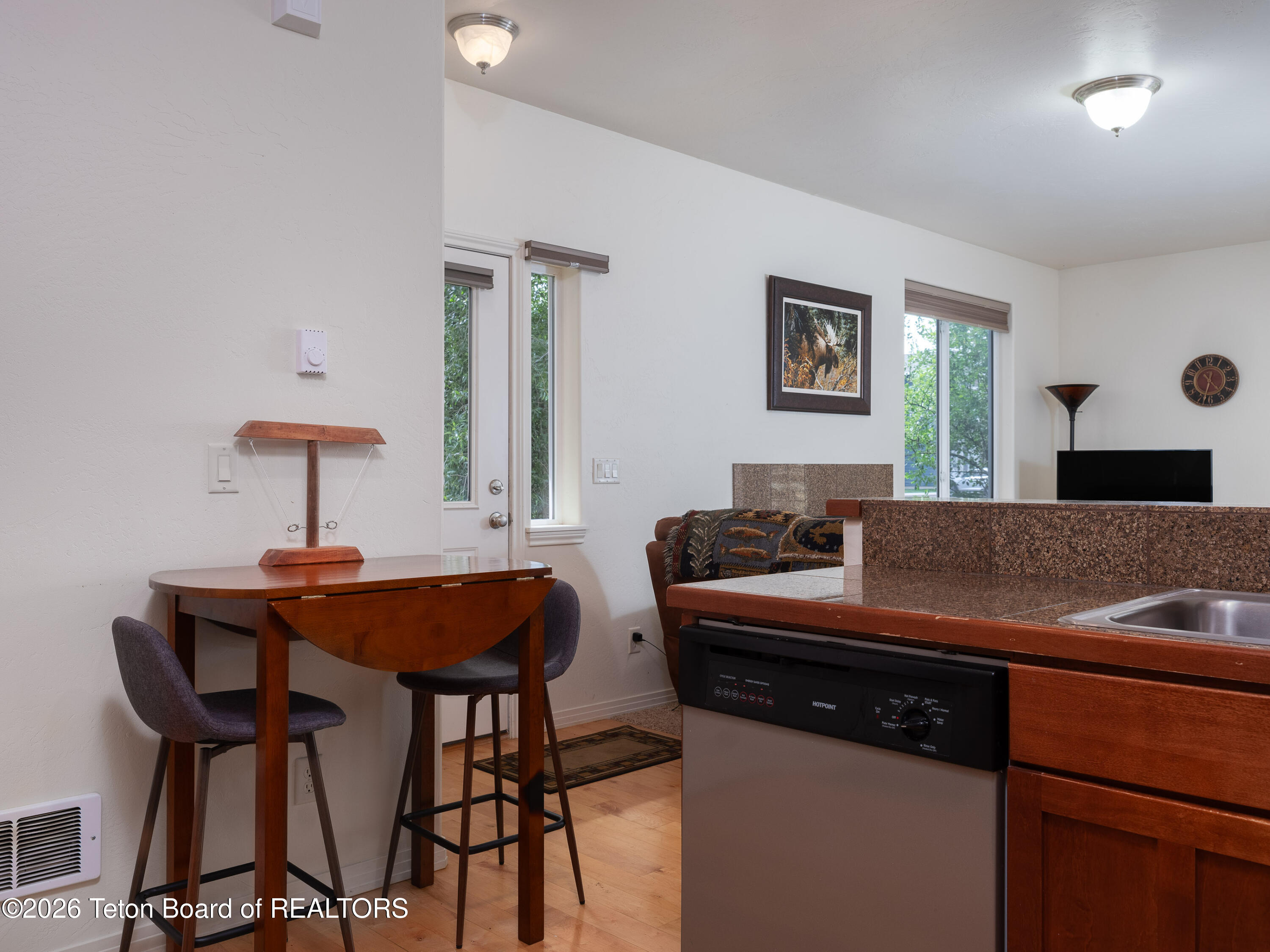 370 Forest View Drive Driggs, ID 83422 - Photo 9 of 18 09 dining