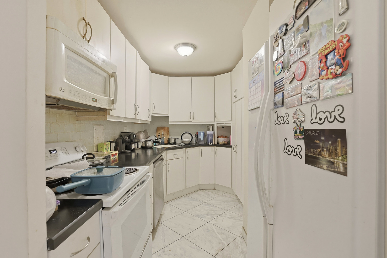 5701 North Sheridan Road, Unit 3E Chicago, IL 60660 - Photo 15 of 21