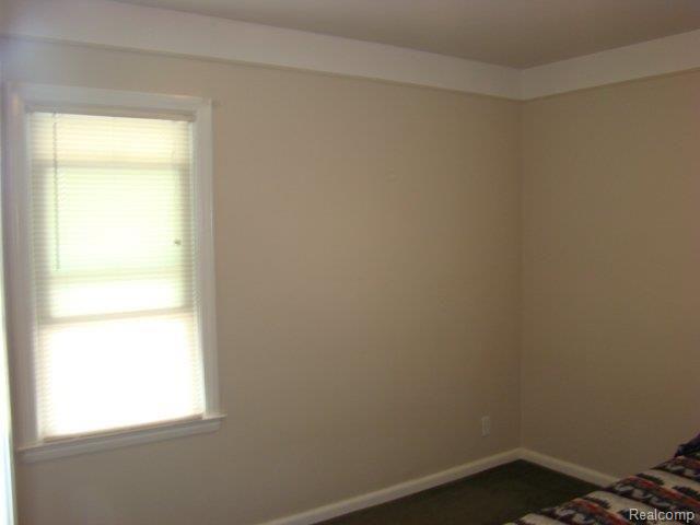 1841 Roslyn Road Grosse Pointe, MI 48236 - Photo 14 of 20 bedroom (2).JPG