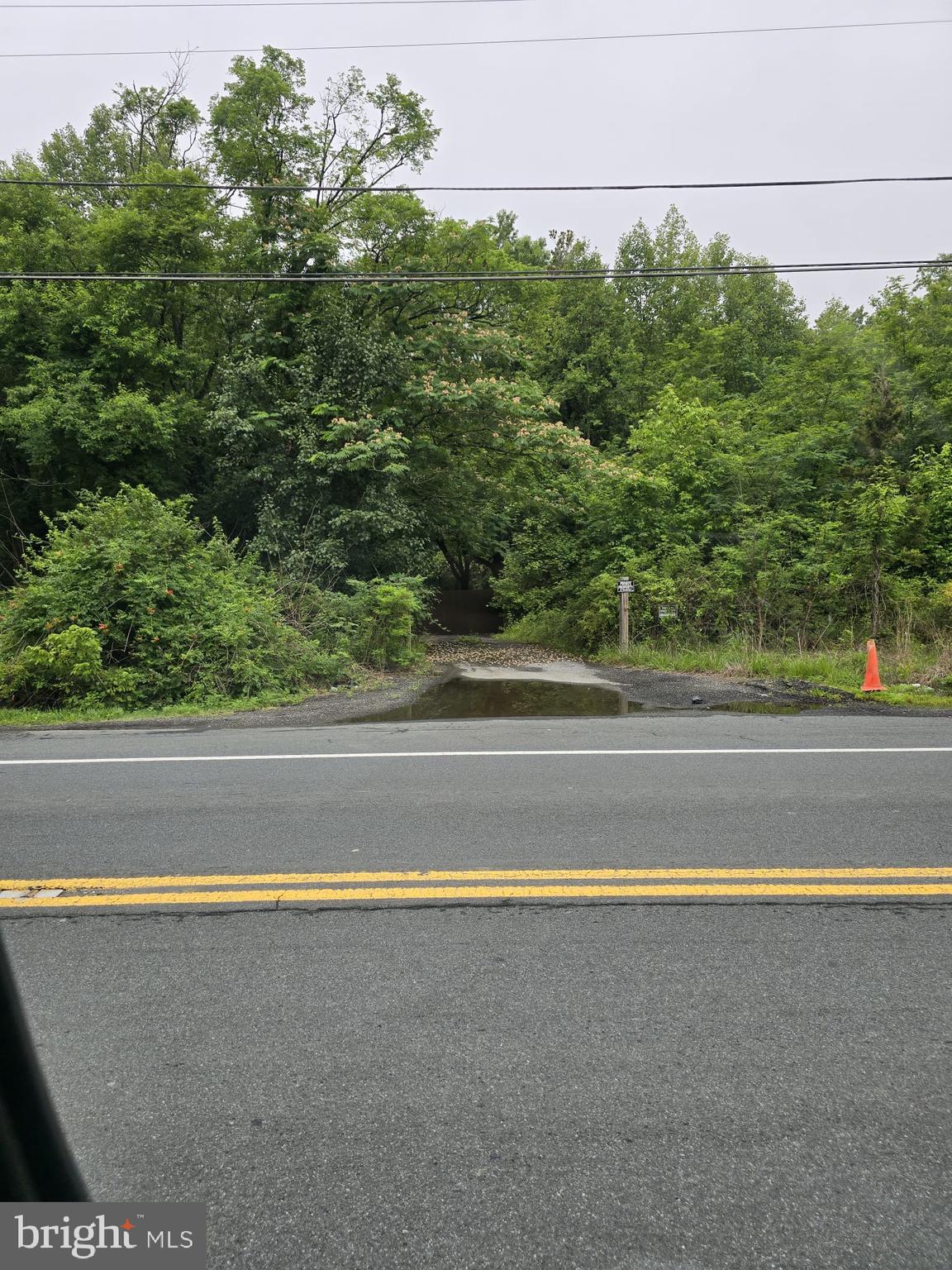 4411 Largo Road Upper Marlboro, MD 20772 - Photo 2 of 12 a view of a tennis court
