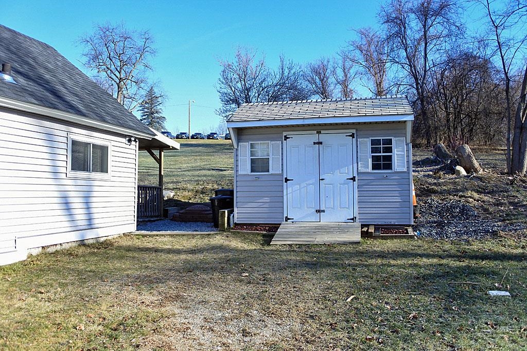 226 Mussey Street Rutland, VT 05701 - Photo 6 of 40
