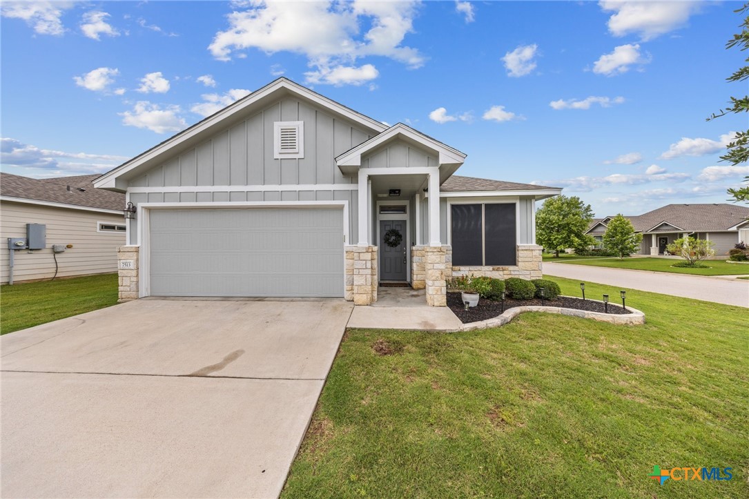 7513 Hudson Grove Drive Temple, TX 76502 - Photo 3 of 38 a view of an house with backyard space and balcony