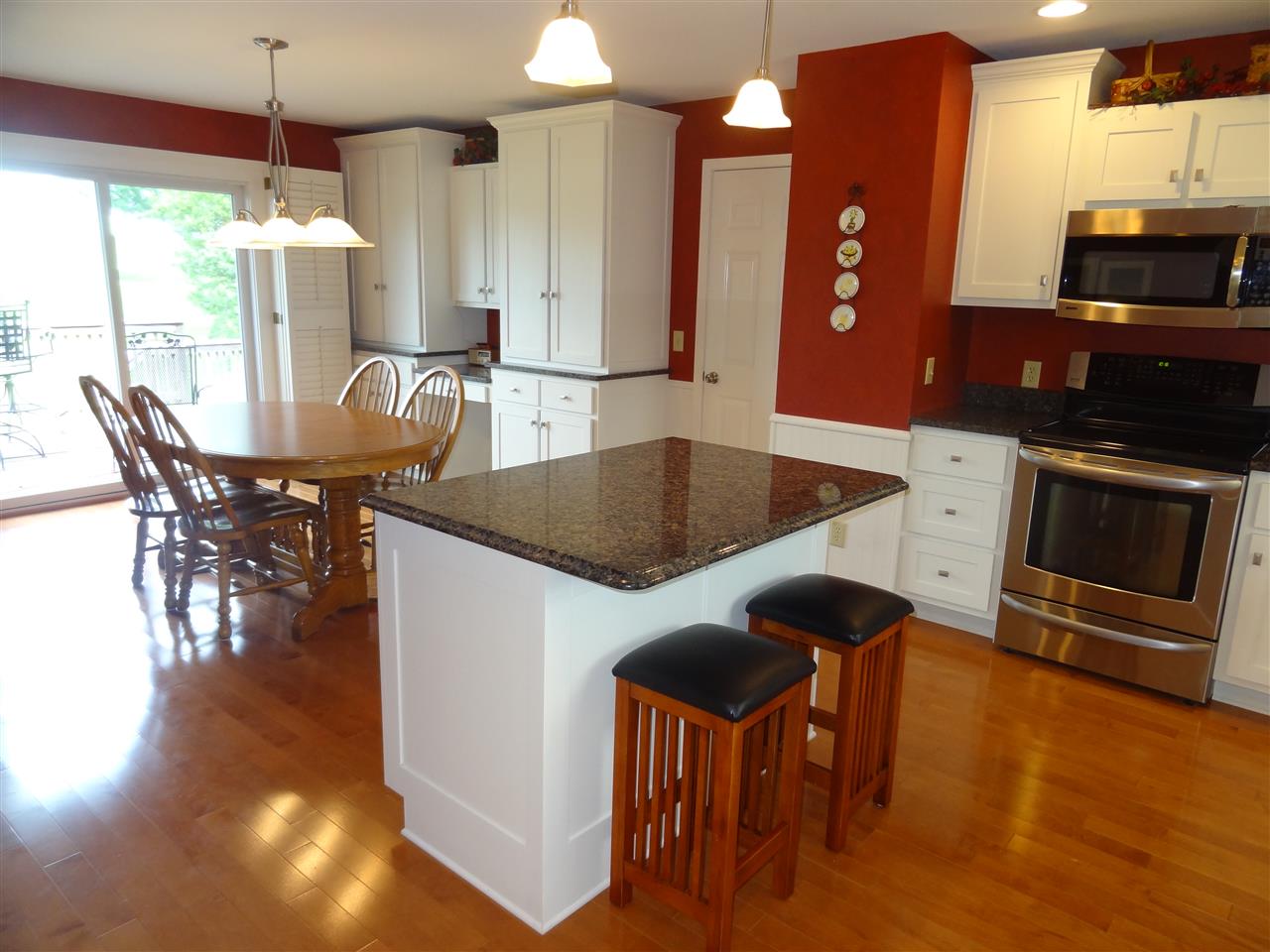 127 Country Club Road Williamsburg, IA 52361 - Photo 12 of 40 Gallery Image 12