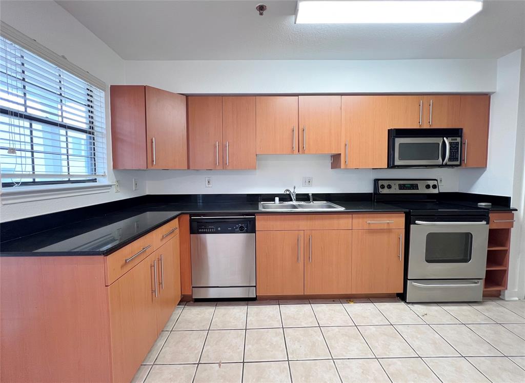 3901 Travis Street, Unit 217 Dallas, TX 75204 - Photo 4 of 22
