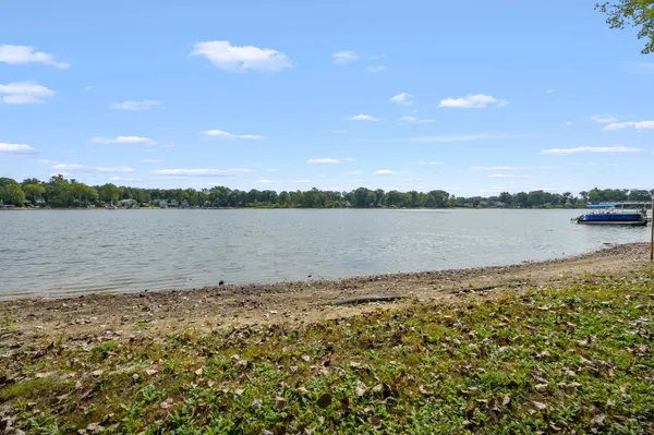 $749,000 | 28125 North Street, Gobles, MI 49055