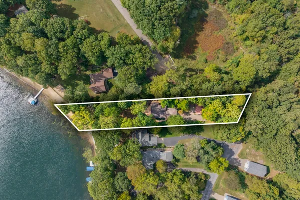 $749,000 | 28125 North Street, Gobles, MI 49055