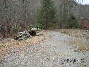 686 Mash Stomp Road, Unit 13 Maggie Valley, NC 28751 - Photo 3 of 5 Gallery Image 3