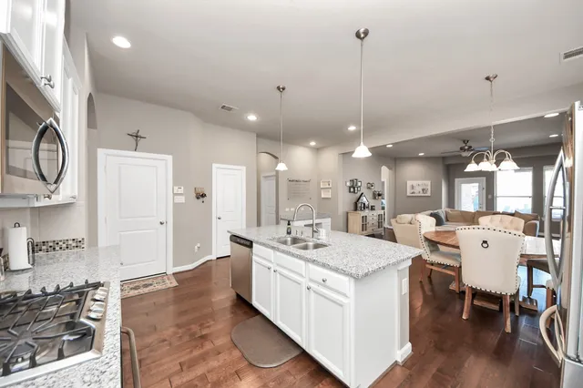 $485,000 | 2211 Tonkawa Trail, Katy, TX 77493