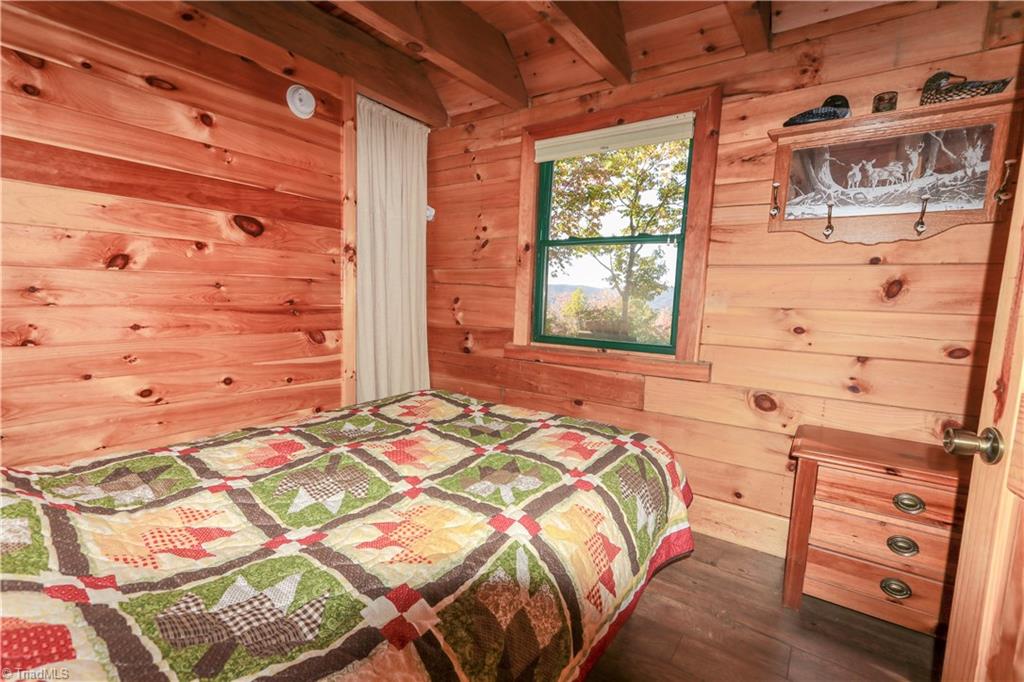 2701 Buck Mountain Road Purlear, NC 28665 - Photo 13 of 30