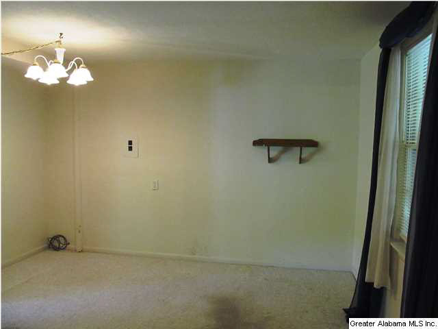 214 Bates Street Weaver, AL 36277 - Photo 6 of 29