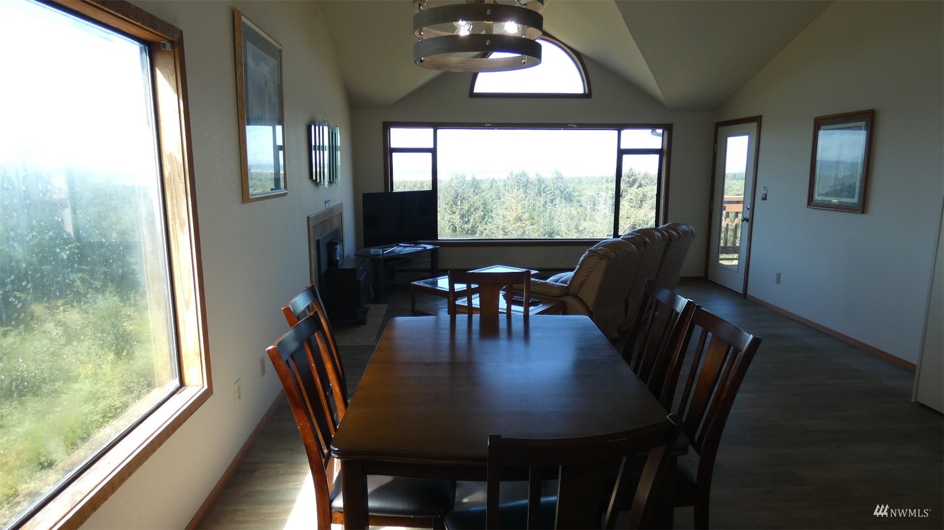 2801 Willows Road, Unit 6 Seaview, WA 98644 - Photo 7 of 13 Gallery Image 7