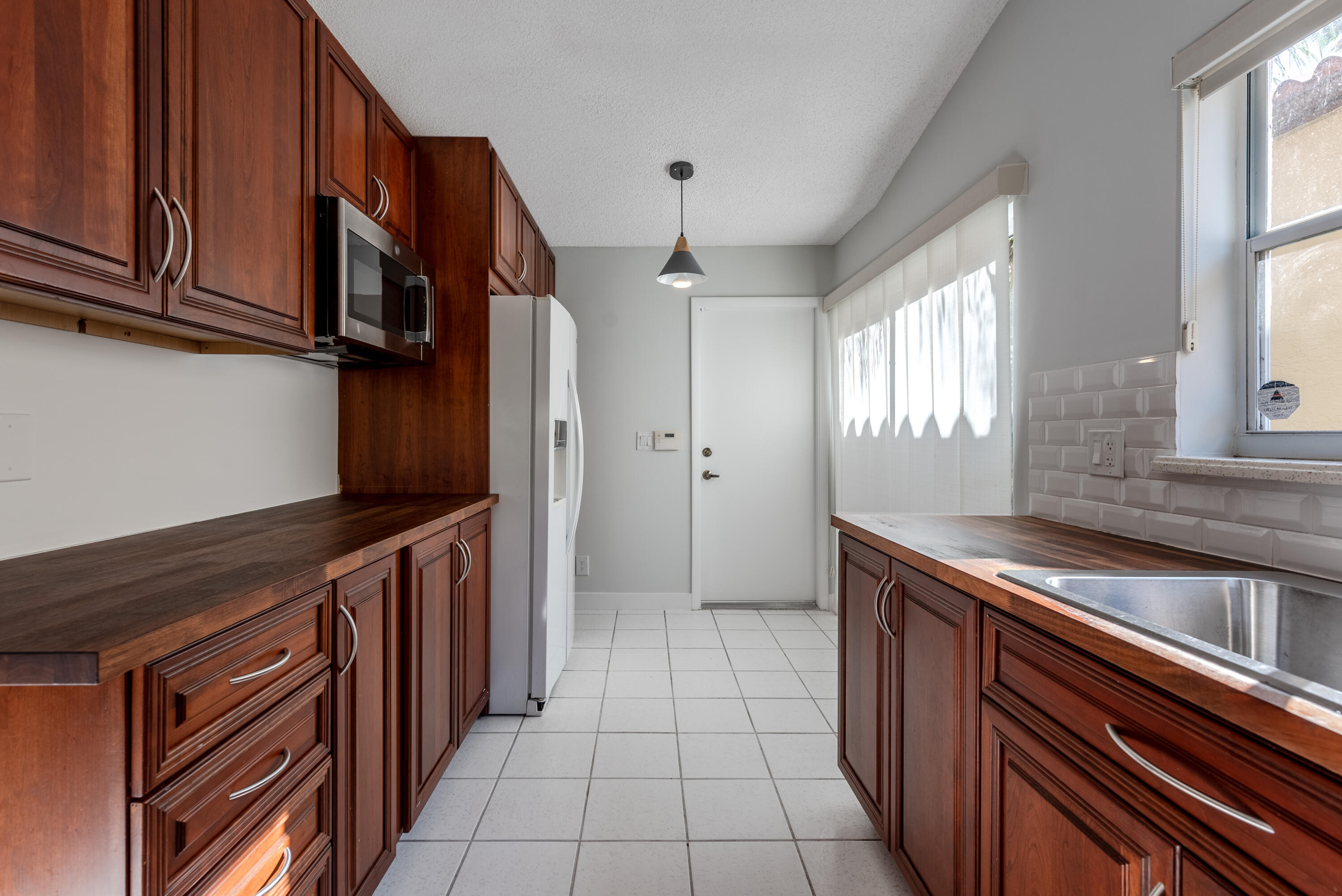 8150 Nadmar Avenue Boca Raton, FL 33434 - Photo 7 of 23 8150 Nadmar-10